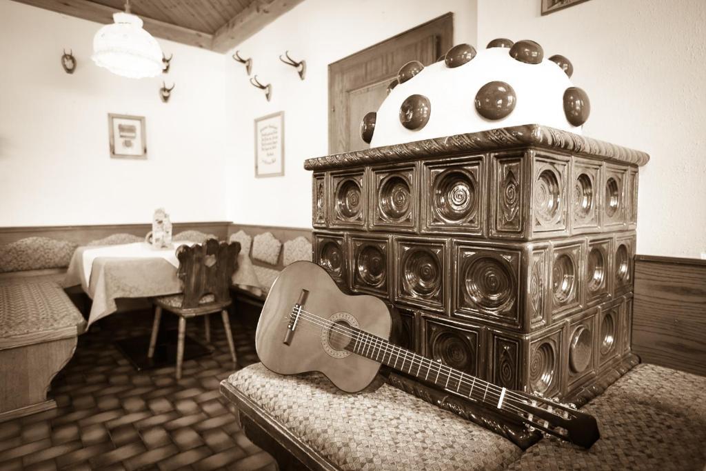 Gasthof - Pension Oedsteinblick Johnsbach Luaran gambar